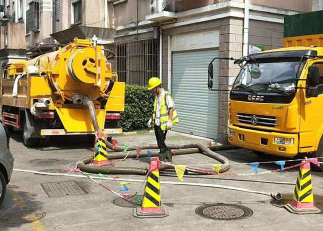 ������ѹ��ͨ